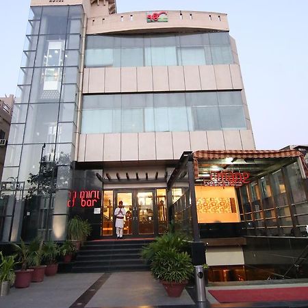Cs Boutique Hotel Faridabad Exteriör bild