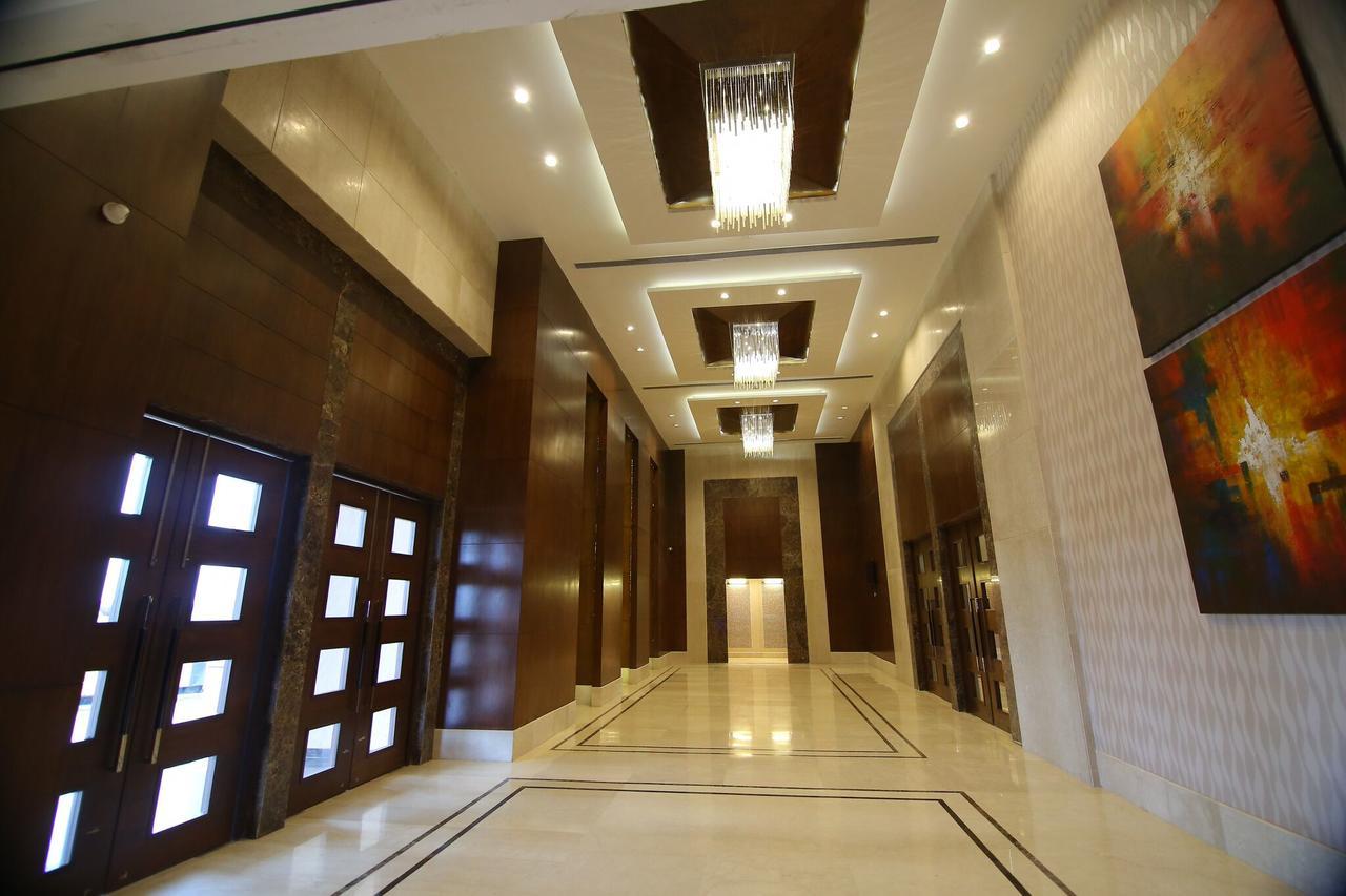 Cs Boutique Hotel Faridabad Exteriör bild