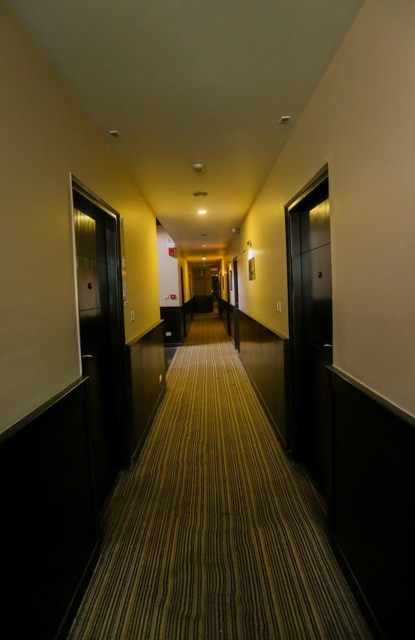 Cs Boutique Hotel Faridabad Exteriör bild