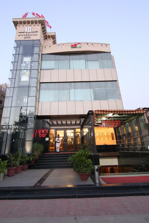 Cs Boutique Hotel Faridabad Exteriör bild