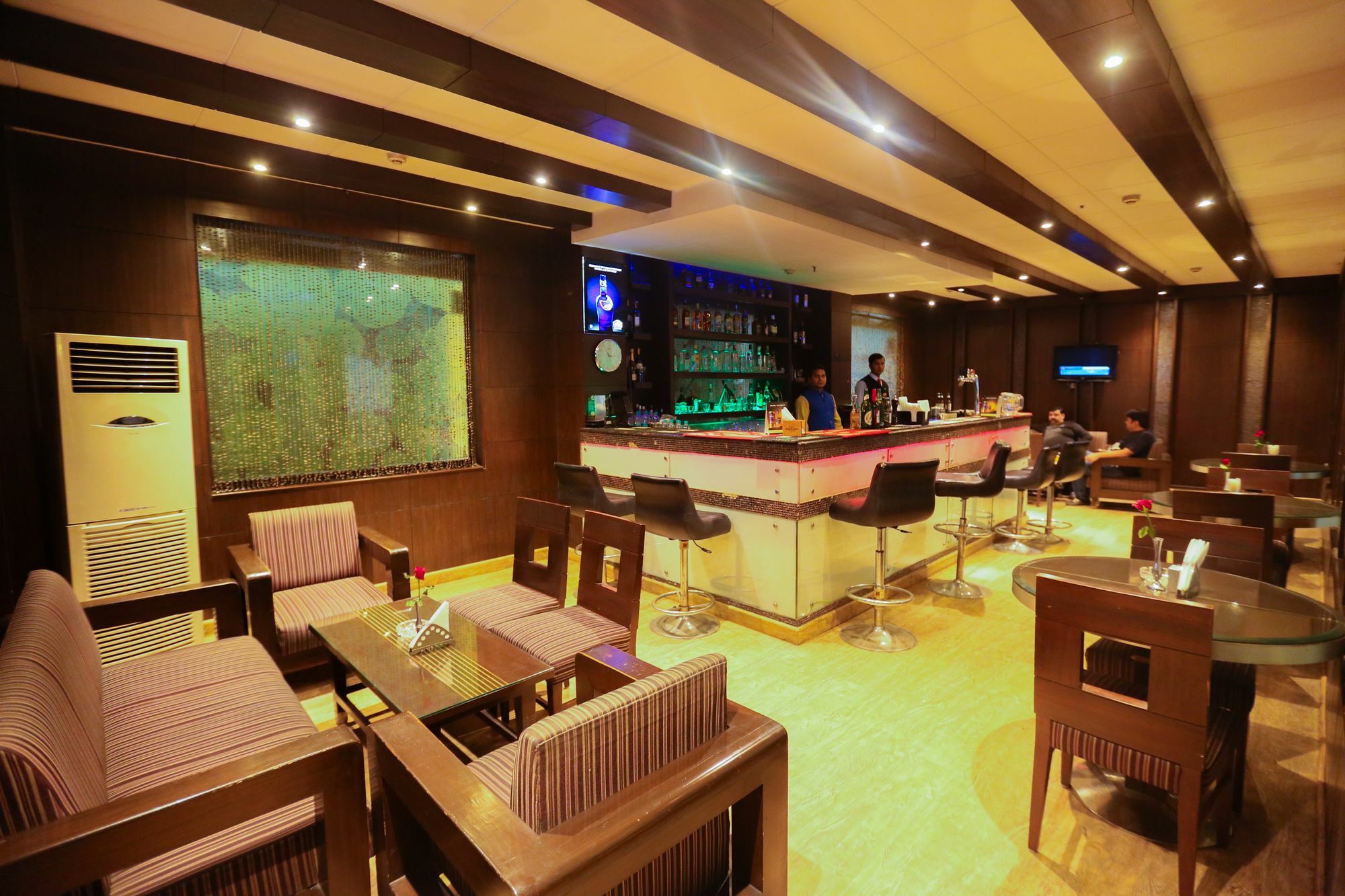 Cs Boutique Hotel Faridabad Exteriör bild
