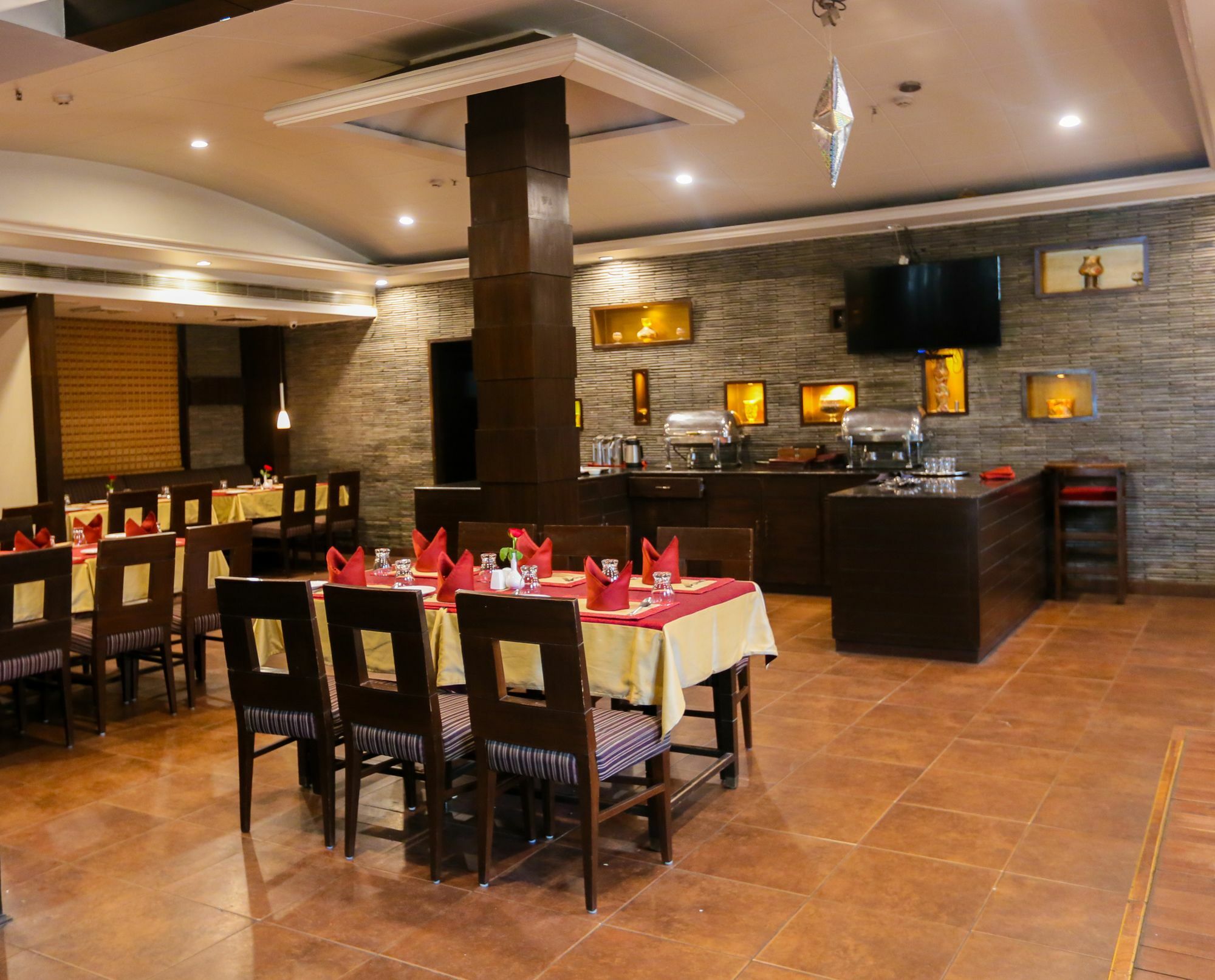 Cs Boutique Hotel Faridabad Exteriör bild